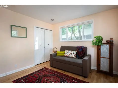 8515 Sw 61st Avenue Portland OR 97219