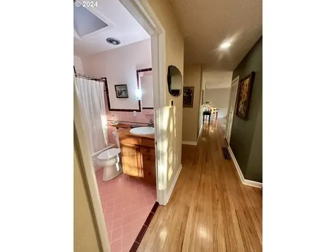 8515 Sw 61st Avenue Portland OR 97219