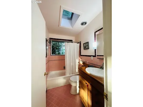 8515 Sw 61st Avenue Portland OR 97219