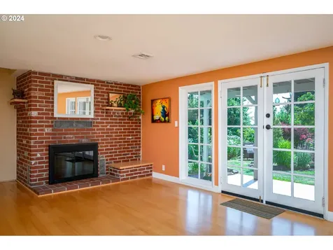 8515 Sw 61st Avenue Portland OR 97219