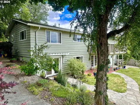 8515 Sw 61st Avenue Portland OR 97219