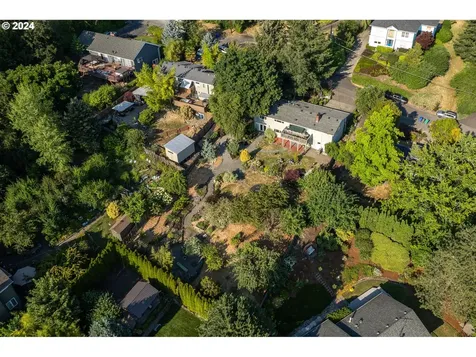 8515 Sw 61st Avenue Portland OR 97219
