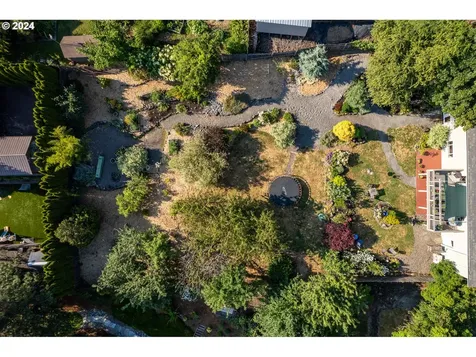 8515 Sw 61st Avenue Portland OR 97219