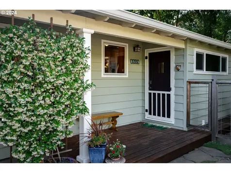 8515 Sw 61st Avenue Portland OR 97219