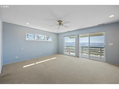 694 Moorea Drive Roseburg OR 97471