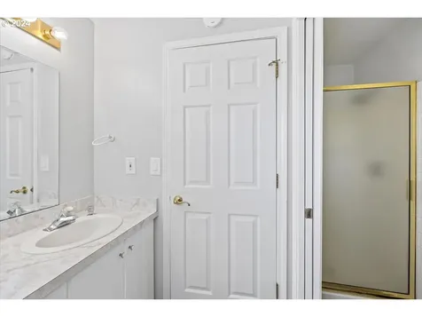 694 Moorea Drive Roseburg OR 97471