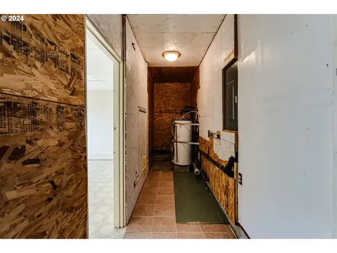 24983 Mccutcheon Avenue Veneta OR 97487