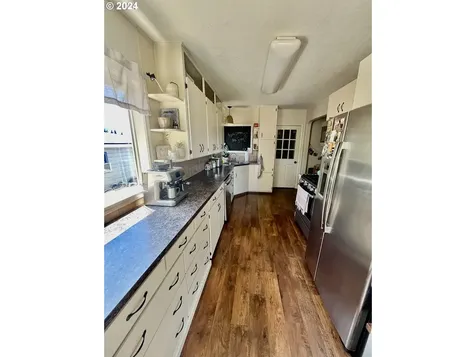 430 W Cochrane Court Roseburg OR 97471