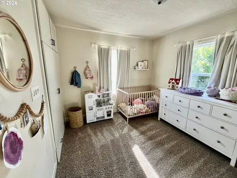 430 W Cochrane Court Roseburg OR 97471