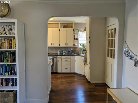 430 W Cochrane Court Roseburg OR 97471