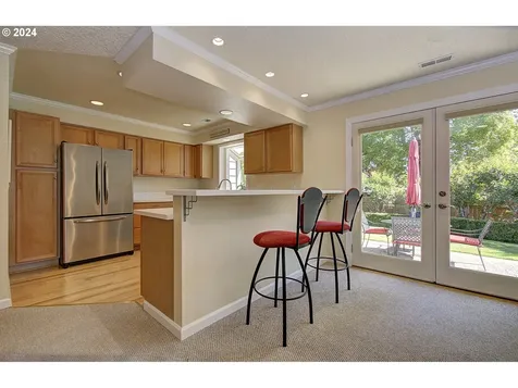 1214 Nw Lakeview Road Vancouver WA 98665
