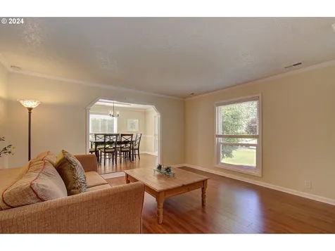 1214 Nw Lakeview Road Vancouver WA 98665