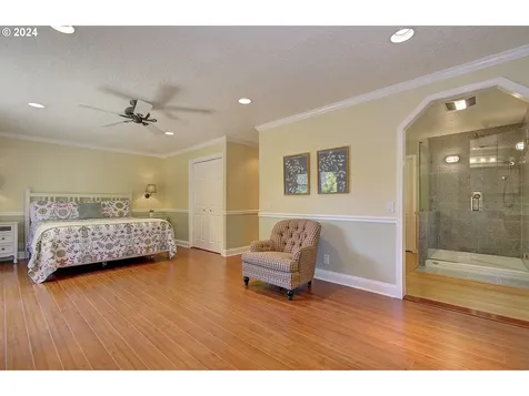 1214 Nw Lakeview Road Vancouver WA 98665