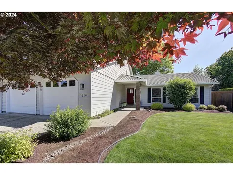 1214 Nw Lakeview Road Vancouver WA 98665
