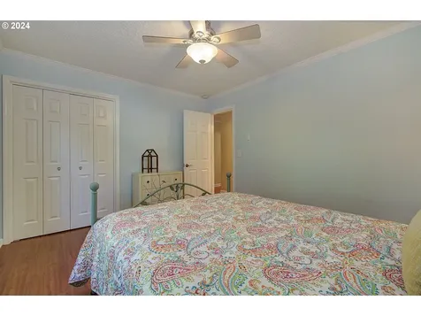1214 Nw Lakeview Road Vancouver WA 98665