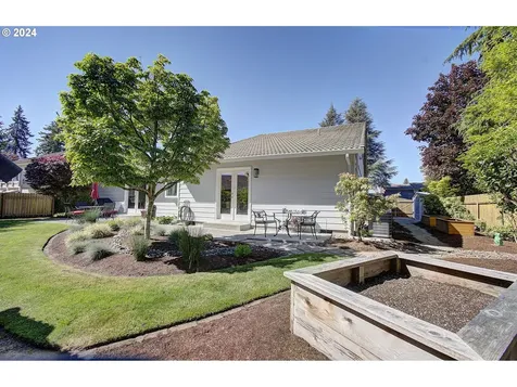 1214 Nw Lakeview Road Vancouver WA 98665