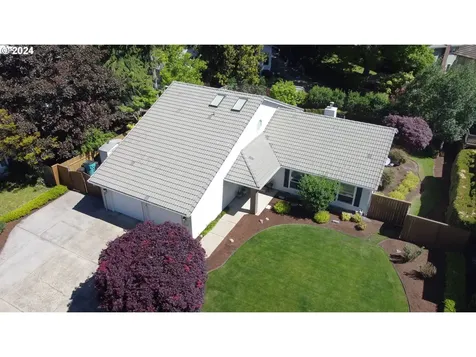 1214 Nw Lakeview Road Vancouver WA 98665