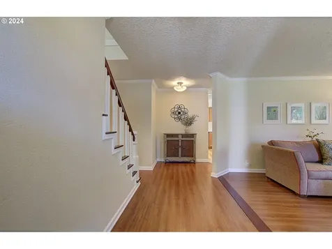 1214 Nw Lakeview Road Vancouver WA 98665