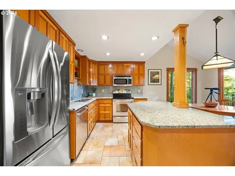 18650 S Lyons Road Oregon City OR 97045
