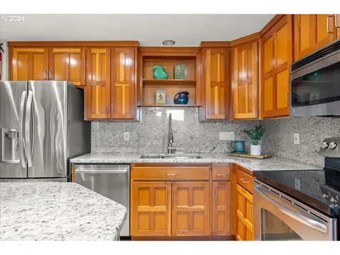 18650 S Lyons Road Oregon City OR 97045