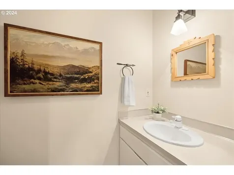 18650 S Lyons Road Oregon City OR 97045