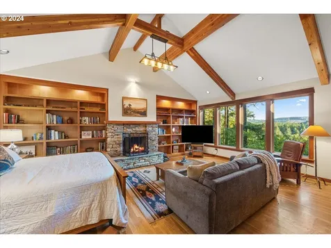 18650 S Lyons Road Oregon City OR 97045