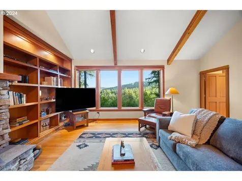 18650 S Lyons Road Oregon City OR 97045