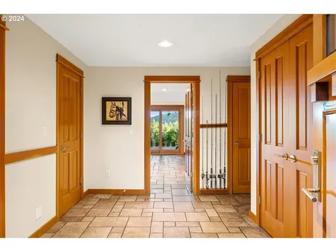 18650 S Lyons Road Oregon City OR 97045