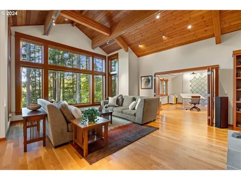18650 S Lyons Road Oregon City OR 97045