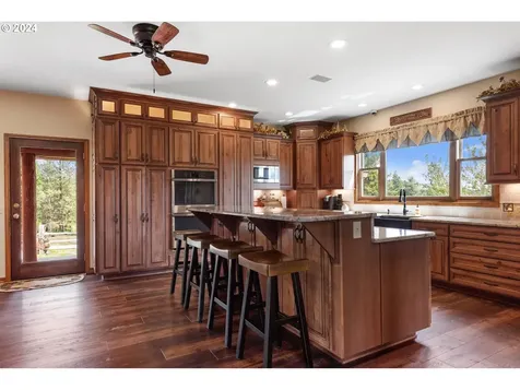 12763 Bulger Flat Lane Haines OR 97833