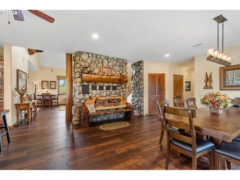 12763 Bulger Flat Lane Haines OR 97833