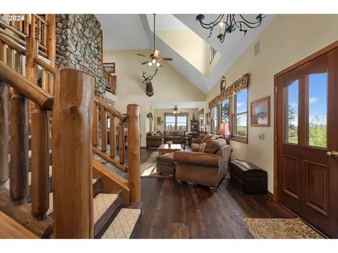 12763 Bulger Flat Lane Haines OR 97833
