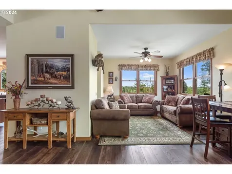 12763 Bulger Flat Lane Haines OR 97833
