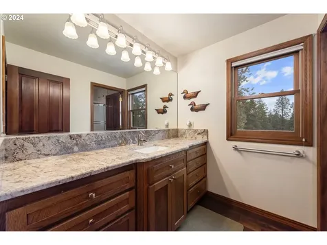 12763 Bulger Flat Lane Haines OR 97833