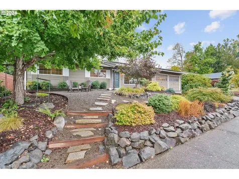 11945 SW Summer Crest Drive Portland OR 97223