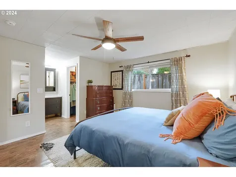 11945 SW Summer Crest Drive Portland OR 97223