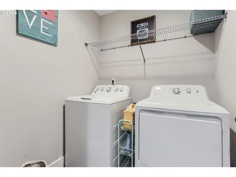 2291 SE 11th Avenue Canby OR 97013
