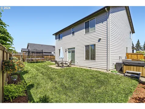 2291 SE 11th Avenue Canby OR 97013