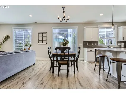 2291 SE 11th Avenue Canby OR 97013