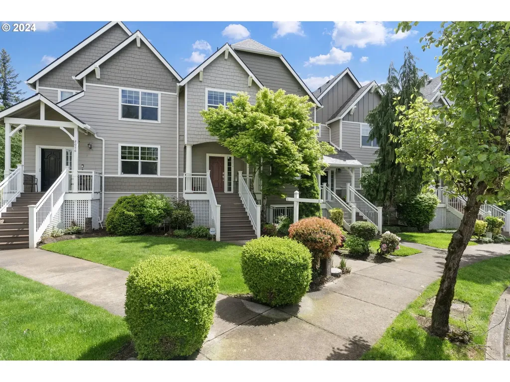 2054 Nw Fargo Loop Camas WA 98607