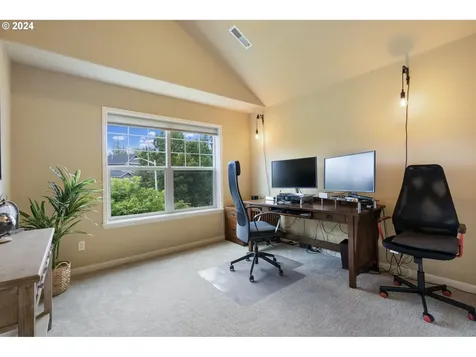 2054 Nw Fargo Loop Camas WA 98607