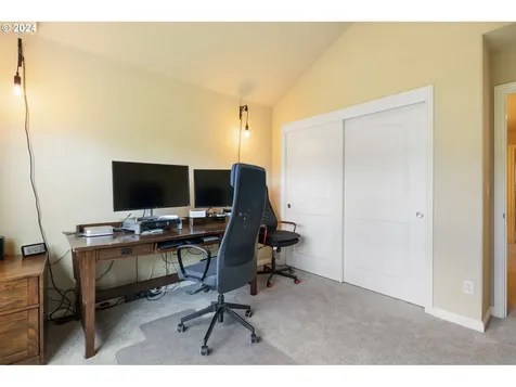 2054 Nw Fargo Loop Camas WA 98607