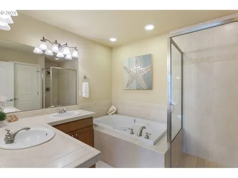 2054 Nw Fargo Loop Camas WA 98607