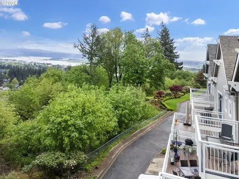 2054 Nw Fargo Loop Camas WA 98607