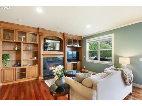 2054 Nw Fargo Loop Camas WA 98607