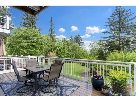 2054 Nw Fargo Loop Camas WA 98607