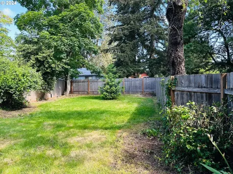 141 Tatum Lane Eugene OR 97404