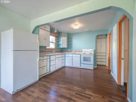141 Tatum Lane Eugene OR 97404