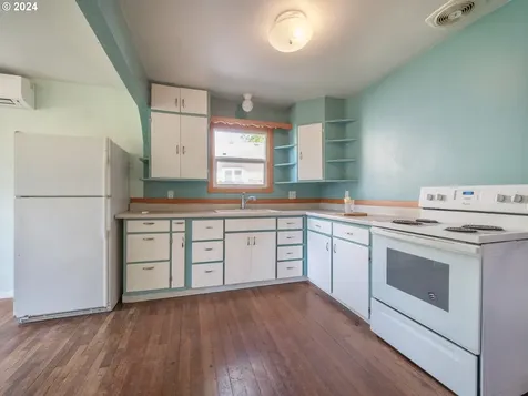 141 Tatum Lane Eugene OR 97404