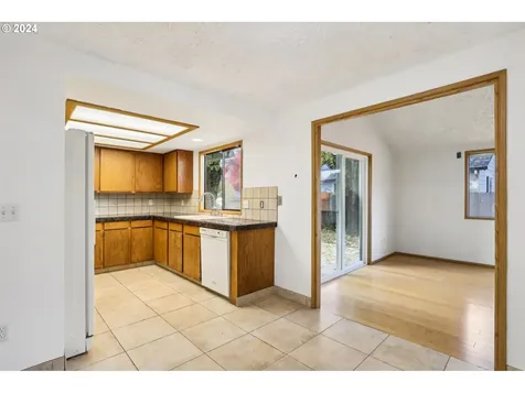 15705 NE 9th Circle Vancouver WA 98684